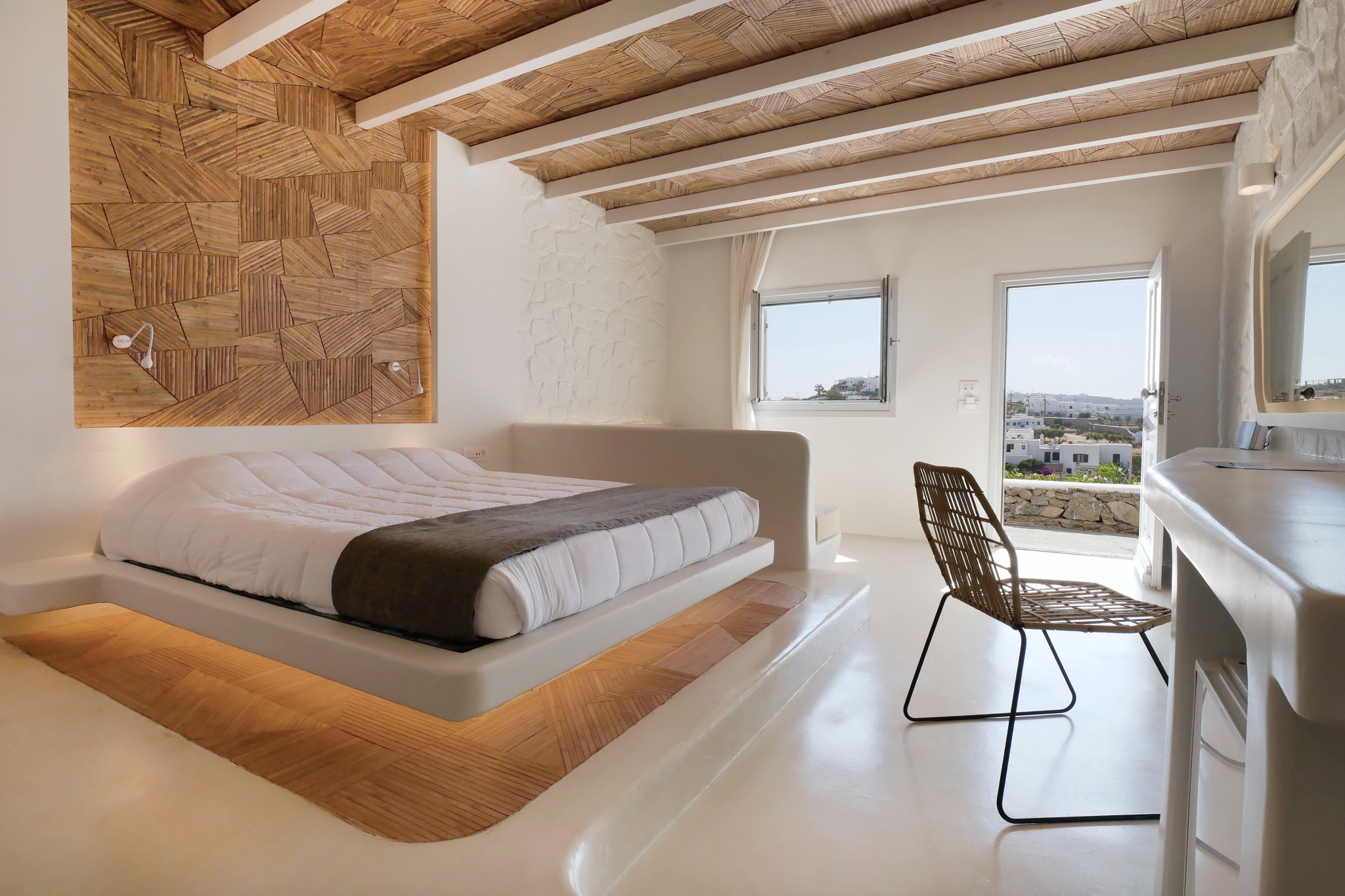 Superior sea view outdoor jacuzzi